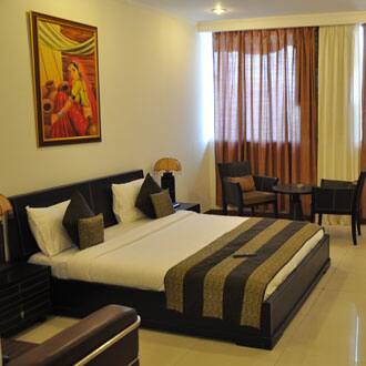 Kshitij Hotel Royale, Gurgaon 5